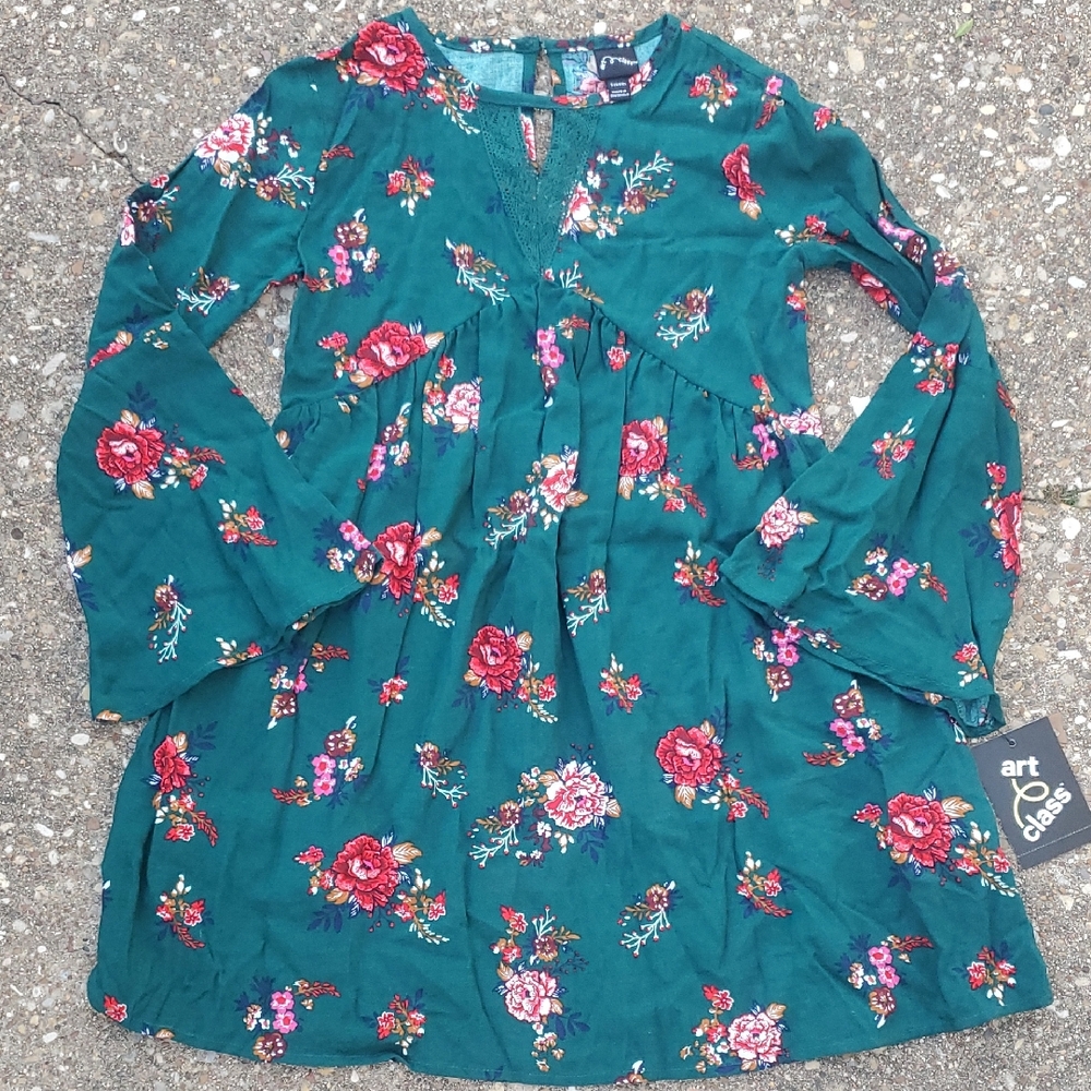 Art Class Forest Green Dress Red Flower Accents Bell Flare Sleeves 6/6X NWT